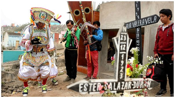 Dušičky v Peru